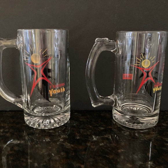 Set of 2 Atlanta Falcons 1998 & 2000 Charity Kickoff Luncheon Glass Mugs - Picture 2 of 2